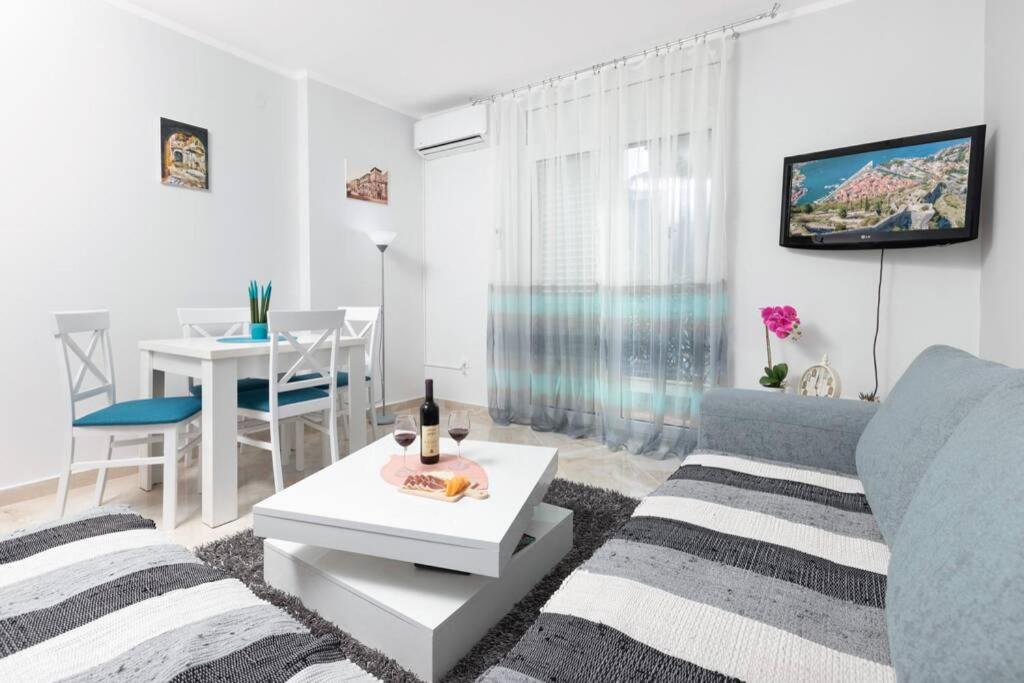 Apartment Milos Kotor Ngoại thất bức ảnh